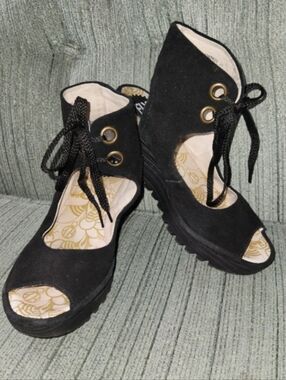 Fly London Suede Yaffa Wedge